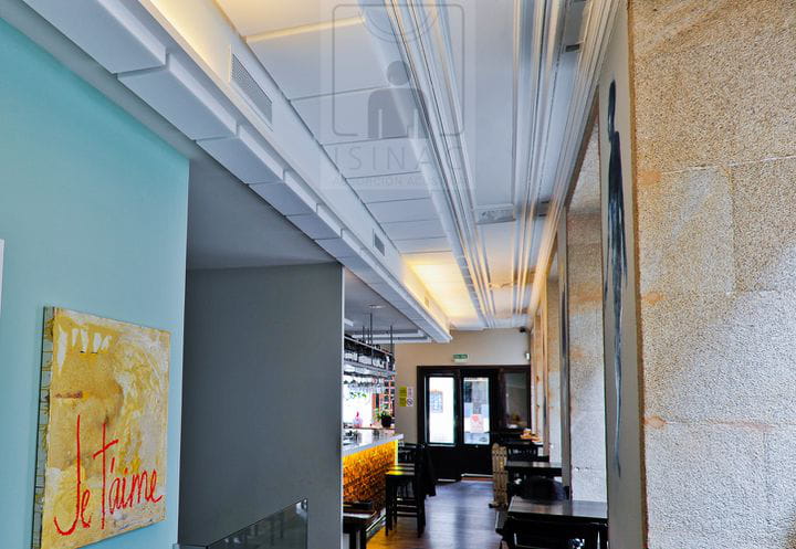 sinruidos-absorcionacustica-isinac-acousticpanels-confortacustico-coworking-dinamo-absotec-porta-do-vino