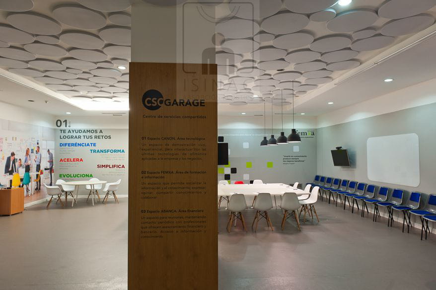 sinruidos-absorcionacustica-isinac-acousticpanels-confortacustico-coworking-absotec-club-financiero-vigo-reverberacion-insonorizacion-4
